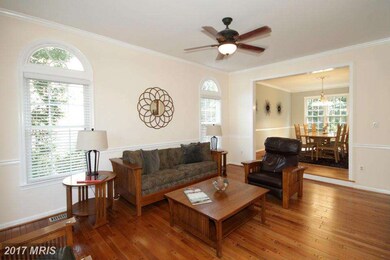 7815 Valleyfield Dr, Springfield, VA 22153 - photo 3