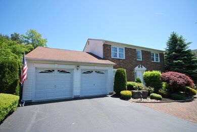 4 Regal Ct, Holmdel, NJ 07733 - photo 2