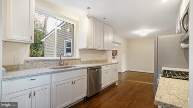 1506 Delmont Ln, Takoma Park, MD 20912 - photo 4