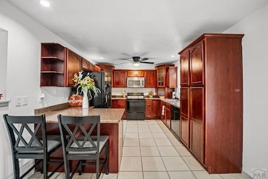 140 Regency Blvd, Pueblo, CO 81005 - photo 5