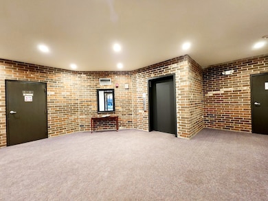 1002 Castilian Ct unit B112, Glenview, IL 60025 - photo 5