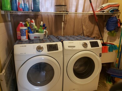 58 Austin Ave, Carpentersville, IL 60110 - photo 3