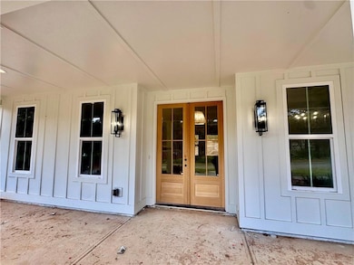 105 W Lake Blvd, Carrollton, GA 30116 - photo 2