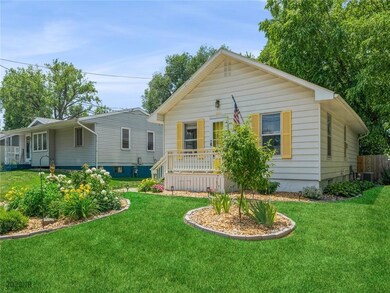 2404 E 25th St, Des Moines, IA 50317 - photo 3