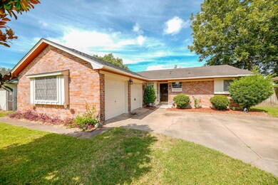 10519 Rambling Trail, Houston, TX 77089 - photo 3