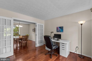 6437 Coxwold Dr, Elkridge, MD 21075 - photo 7