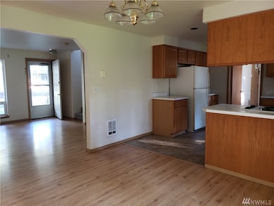 22431 Bluewater Dr SE, Yelm, WA 98597 - photo 6