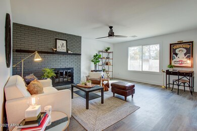 003_Living Room