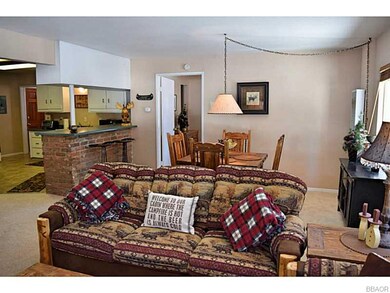 Dining Room. Great furniture that is included!