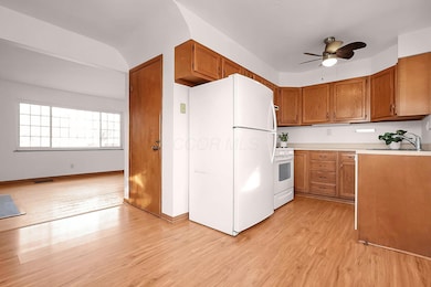 2877 Astor Ave, Columbus, OH 43209 - photo 7