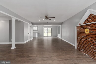 177 Meadow View Ln, Colonial Beach, VA 22443 - photo 3