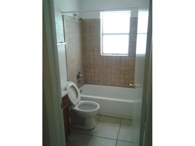 521 Abbey Ln unit B, Cocoa, FL 32922 - photo 4