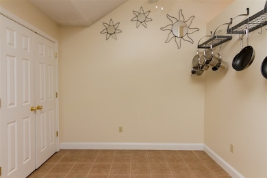 45 Bog Rd unit B1, Concord, NH 03303 - photo 4