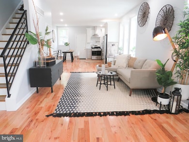 5526 Delancey St, Philadelphia, PA 19143 - photo 3