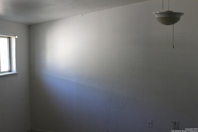 859 Thompson Place unit 1, San Antonio, TX 78226 - photo 6