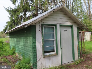 139 Boyer St, Littlestown, PA 17340 - photo 4