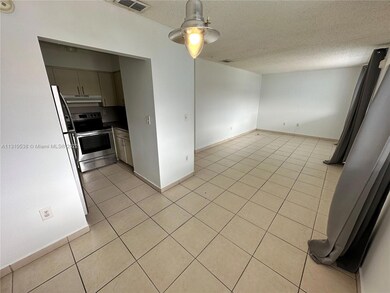 5744 W 26th Ave unit 5744, Hialeah, FL 33016 - photo 4