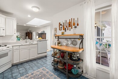 81 William Onthank Ln, Southborough, MA 01772 - photo 6