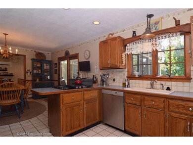 71 Maple Ln, Bristol, RI 02809 - photo 6