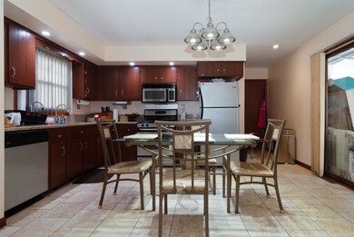 850 Sheldon Ave unit 1, Aurora, IL 60506 - photo 7