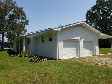 1707 Mcarthur St, Manchester, TN 37355 - photo 2