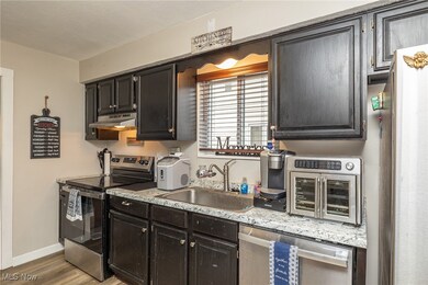 15472 Meigs Blvd, Brook Park, OH 44142 - photo 4