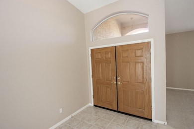 4 Double-Doored Entry