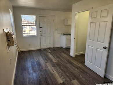 519 Topeka Blvd unit 3, San Antonio, TX 78210 - photo 6