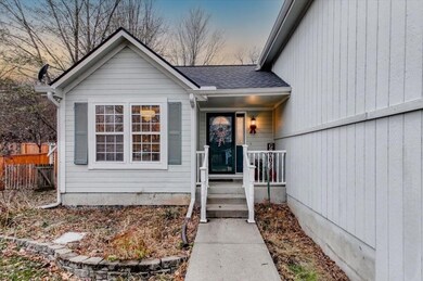 21851 S Race St, Spring Hill, KS 66083 - photo 3