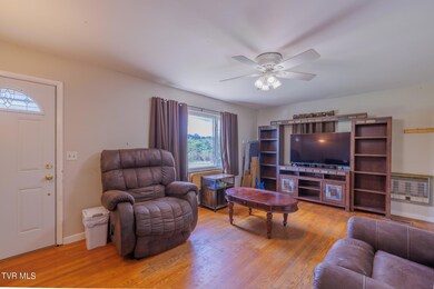1R9A7605-HDR