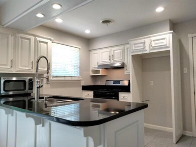 713 Ponderosa Dr, Hurst, TX 76053 - photo 7