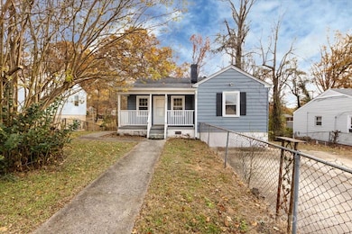 1027 Holland Ave, Gastonia, NC 28052 - photo 2