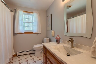 19 E Applewood Dr, Charlton, MA 01507 - photo 7