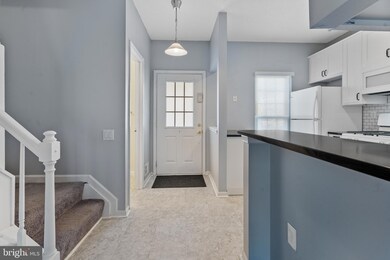 7119 Tolliver St, Alexandria, VA 22306 - photo 2
