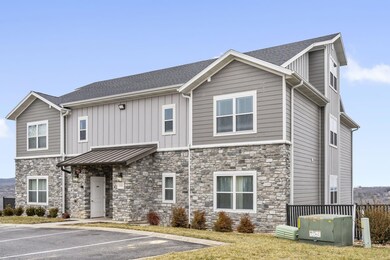 3103 S Vineyards Terrace Unit 6 (2)