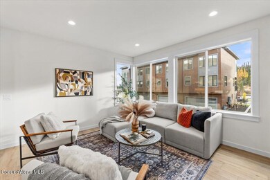 16-Living Room