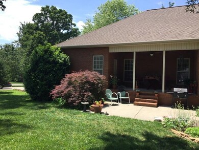 778 Coveview Cir, Cookeville, TN 38506 - photo 2