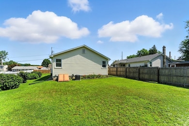 73 Riverpark Ave, Chicopee, MA 01013 - photo 6