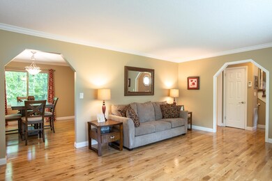 Dining open to living!