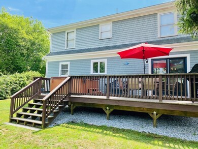 10 Oliver St, Fairhaven, MA 02719 - photo 2