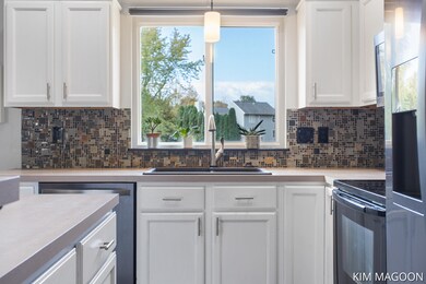 312 Sand Castle Dr Holland-15