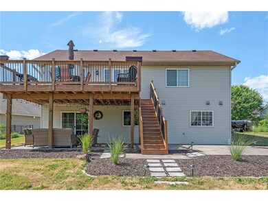 Huge patio with space for everyone. Shade or sun, 