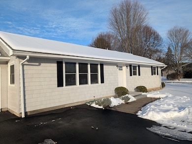 60 Bridge St, Hatfield, MA 01038 - photo 2