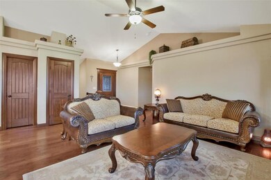 104 S Crocker Ct, Colwich, KS 67030 - photo 5