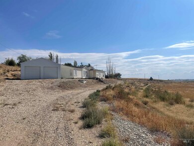 560 Pearl Rd, Caldwell, ID 83607 - photo 2