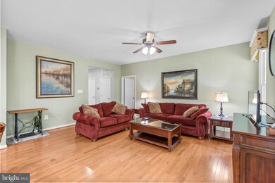 1320 Napa Ct, Severn, MD 21144 - photo 5