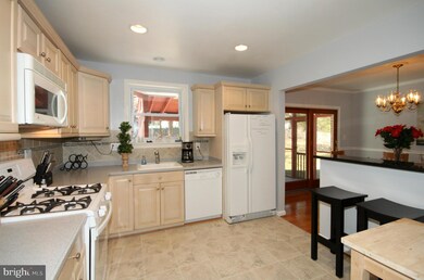 5120 Portsmouth Rd, Fairfax, VA 22032 - photo 6