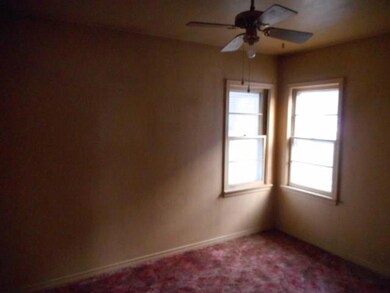 908 E 25th St, Des Moines, IA 50317 - photo 6