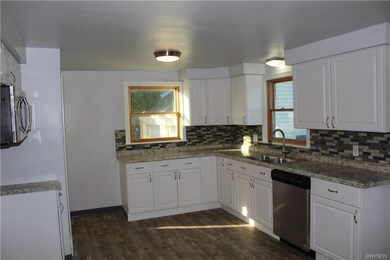 1635 Nash Rd, North Tonawanda, NY 14120 - photo 4