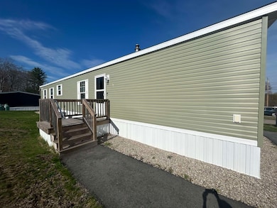 206 Sherwood Glen, Somersworth, NH 03878 - photo 2